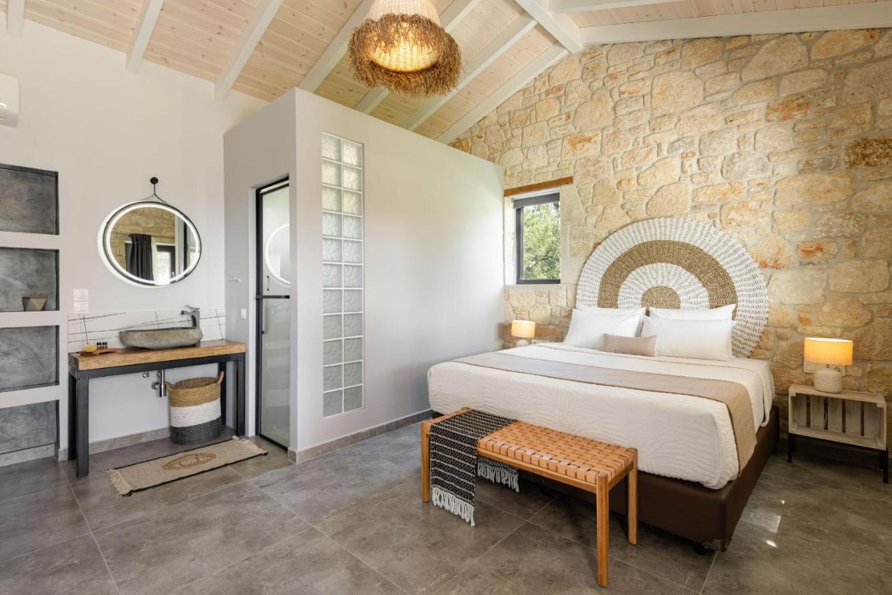 "Four Olives" Luxury Rooms, Afitos #Feelslikehome Esterno foto