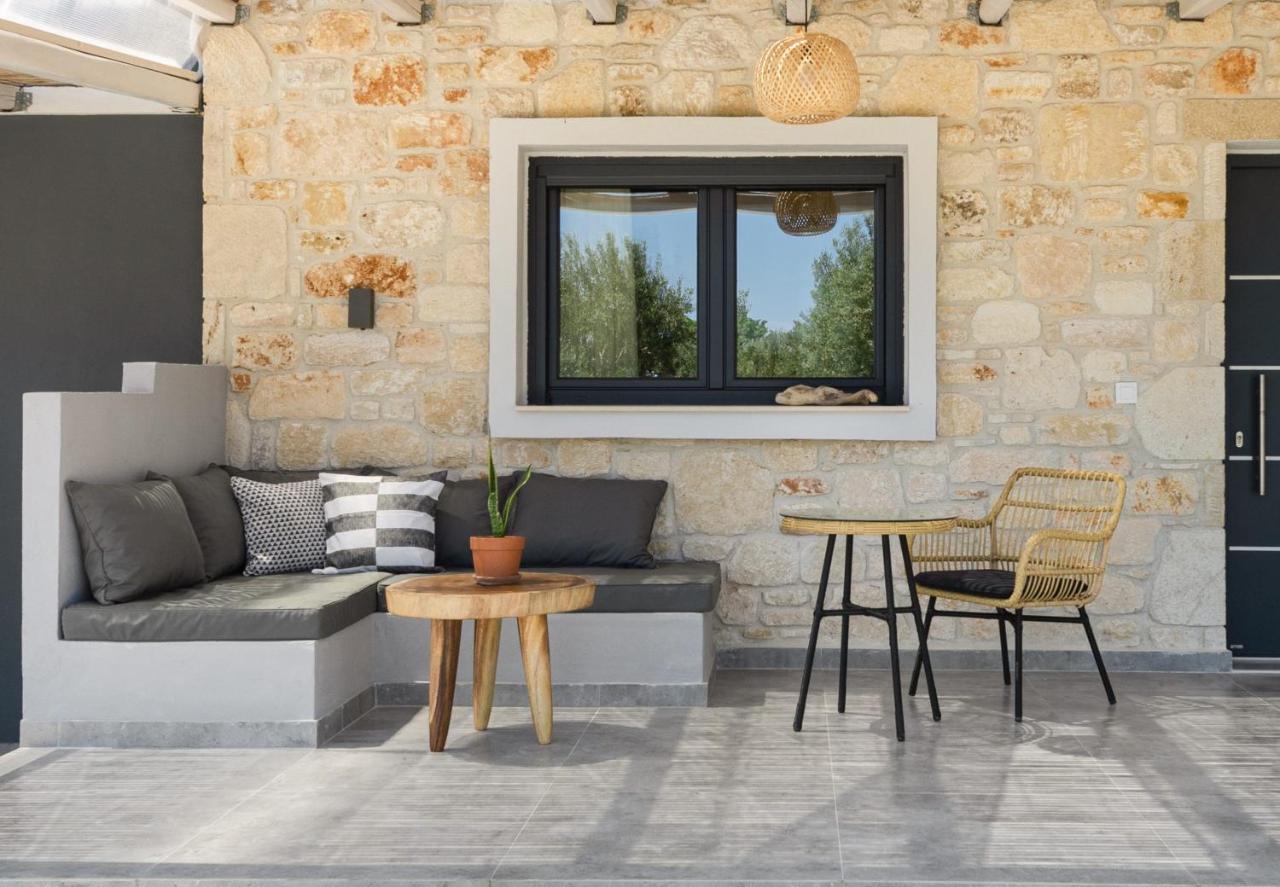 "Four Olives" Luxury Rooms, Afitos #Feelslikehome Esterno foto