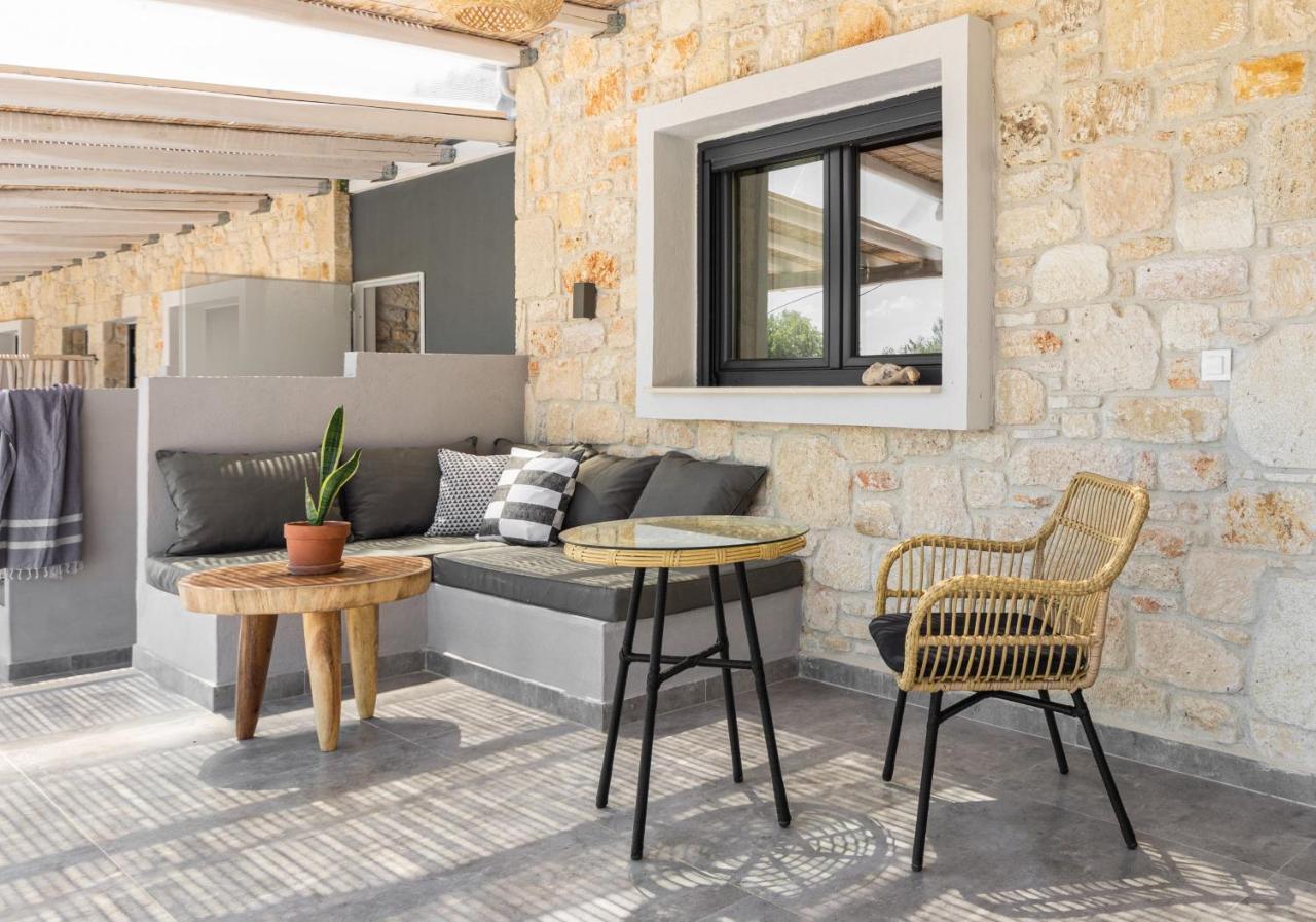 "Four Olives" Luxury Rooms, Afitos #Feelslikehome Esterno foto