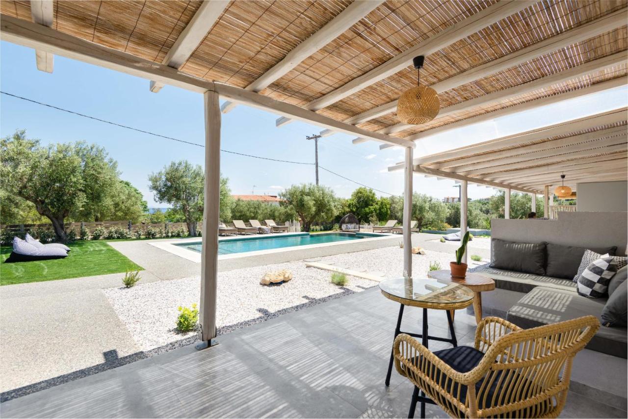 "Four Olives" Luxury Rooms, Afitos #Feelslikehome Esterno foto