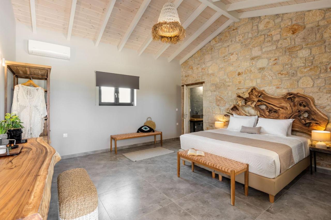 "Four Olives" Luxury Rooms, Afitos #Feelslikehome Esterno foto
