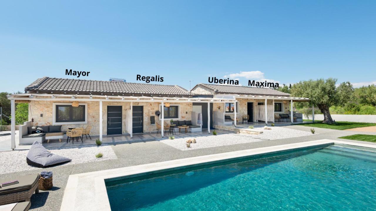 "Four Olives" Luxury Rooms, Afitos #Feelslikehome Esterno foto
